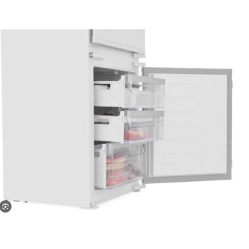 Встраиваемый холодильник Hotpoint HBT 20I-2