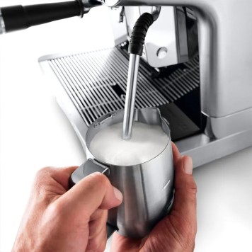 Рожковая кофеварка De'Longhi Dedica EC 9665 M-1