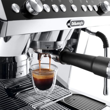 Рожковая кофеварка De'Longhi Dedica EC 9665 M-3