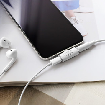  Аудиоконвертер USB-C в USB-C и разъем 3,5 мм BV8 bv8-2-in-1usb-4